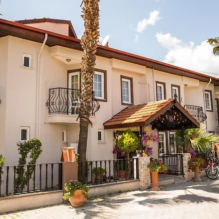 Hotel Eon Boutique 4*