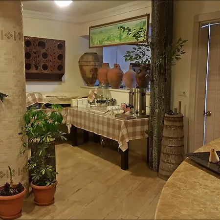 Eon Boutique Дальян