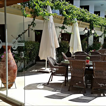 Eon Boutique Szálloda 4*